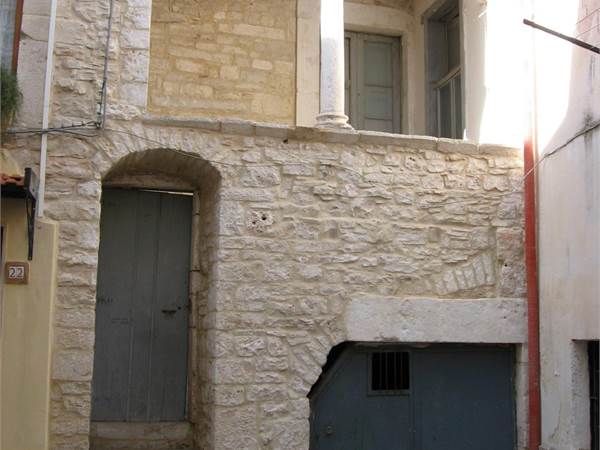 CASA STORICA NEL BORGO ANTICO