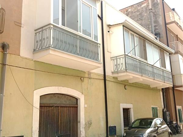 APPARTAMENTO RISTRUTTURATO